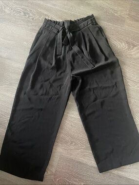 Zara Black Paperbag Waist Cropped Pants